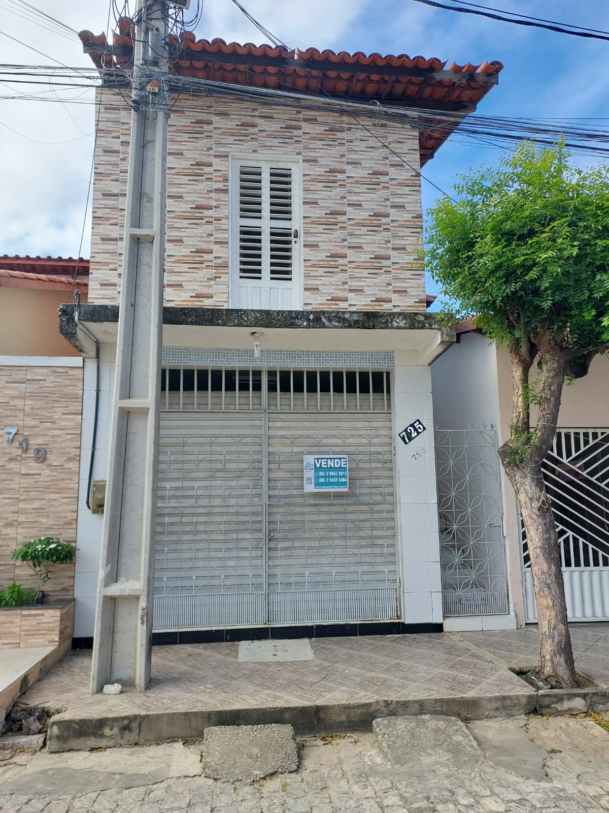 Ponto comercial e 2 apartamentos