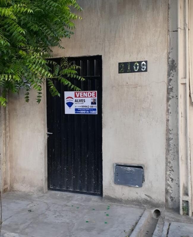 Casa a Venda no Centro de Limoeiro do Norte / CE