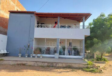 Duplex a venda no Bairro Monsenhor Otavio