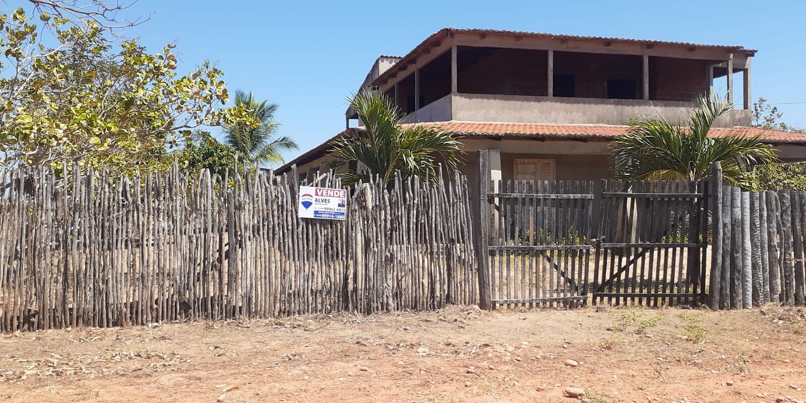 Terreno Rural com Duplex em Construção em Quixeré-Ce