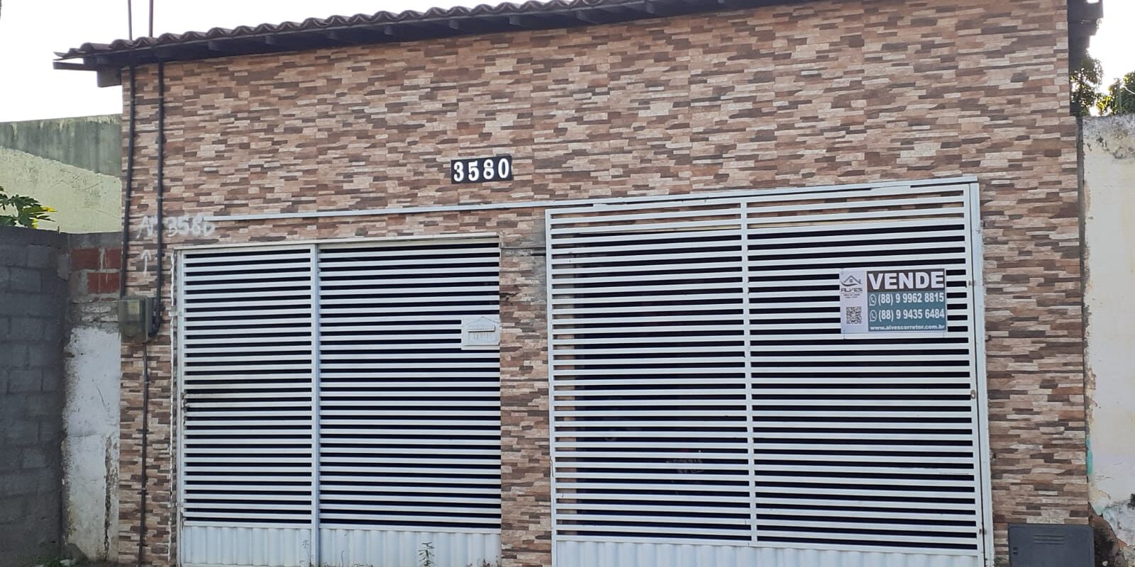 Casa á venda